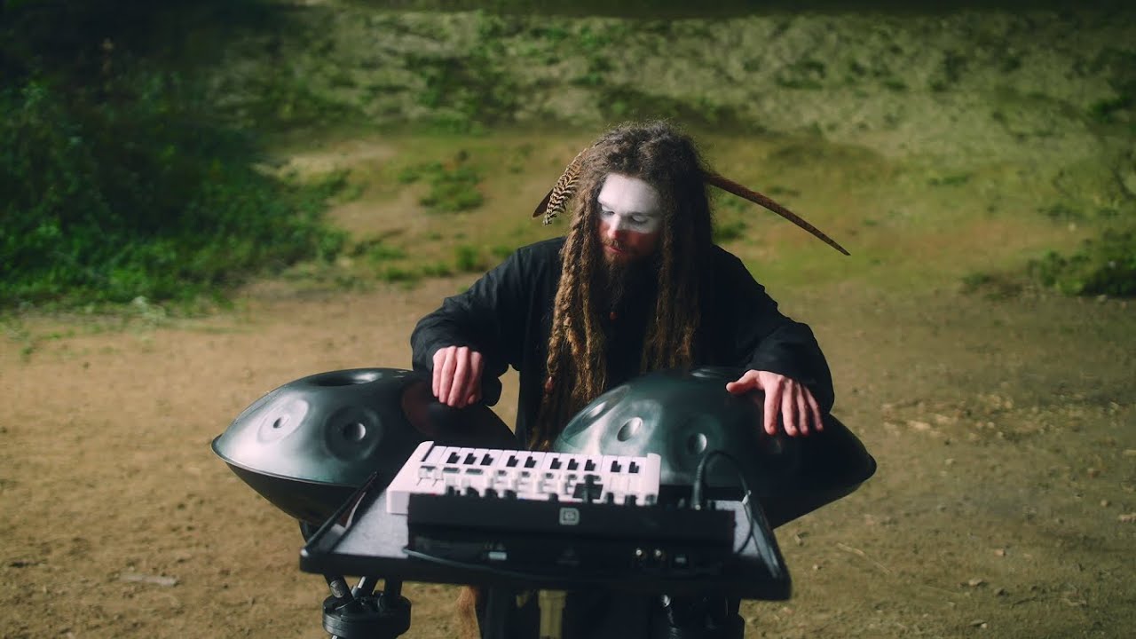 Waagal - H₃egʷʰi Gʷʰonos || Handpan Synth Throatsinging One man band Proto Indo European