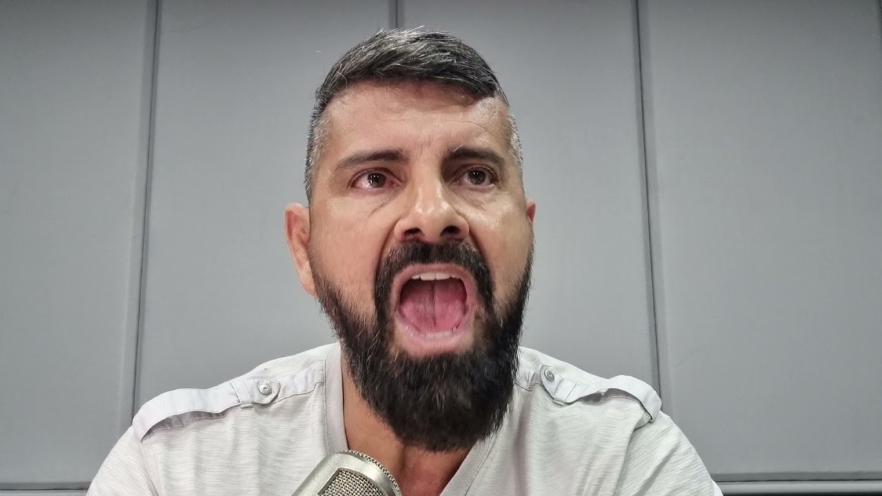 Aprenda a pedir desculpas. Ninguém é perfeito e todos nós erramos.