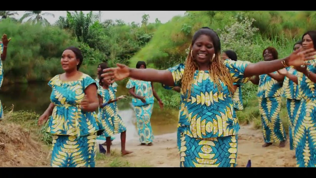 Chorale Kubama - MFUMU À TULENDO (Clip Officiel)