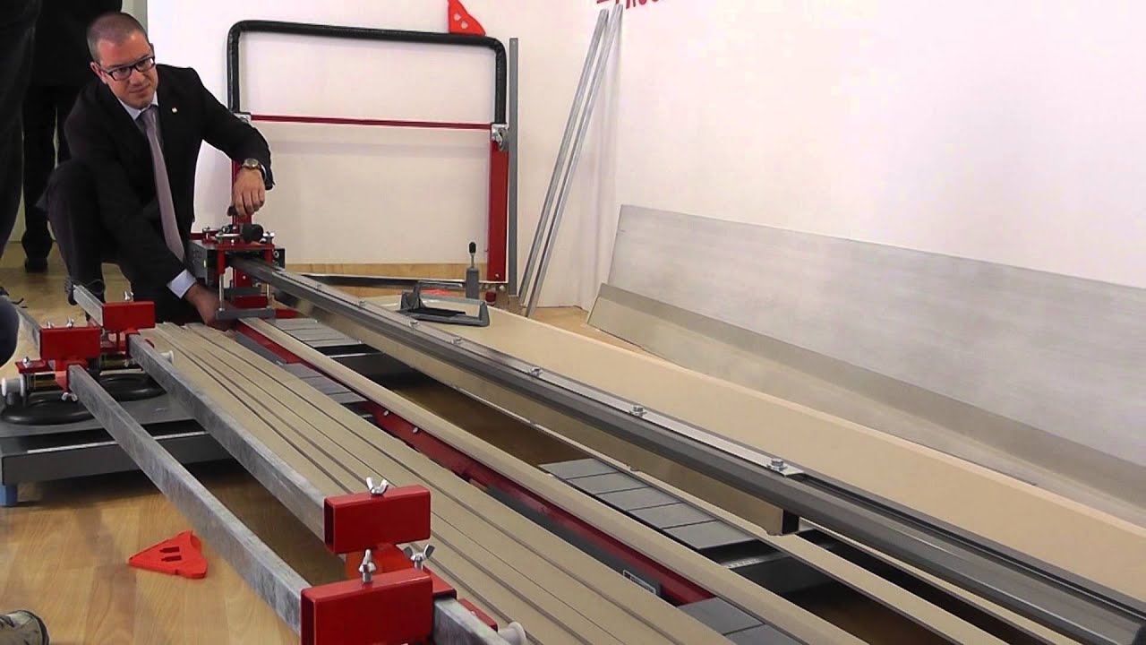 Cersaie 2012 Profima-interiery_BigTile cutter Montolit 3000