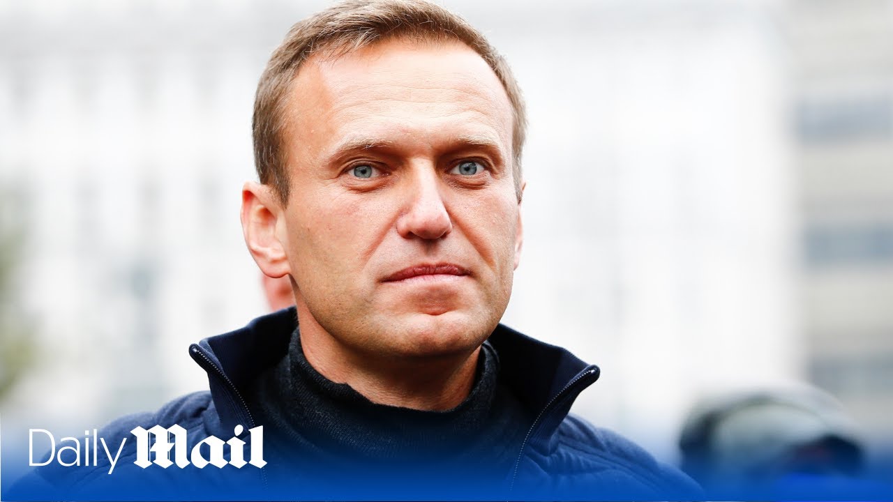 LIVE: Alexei Navalny funeral - mourners defy Putin to pay last respects