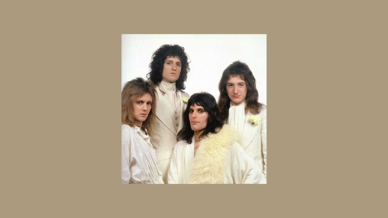 Queen - bohemian rhapsody (sped up) + (reverb)