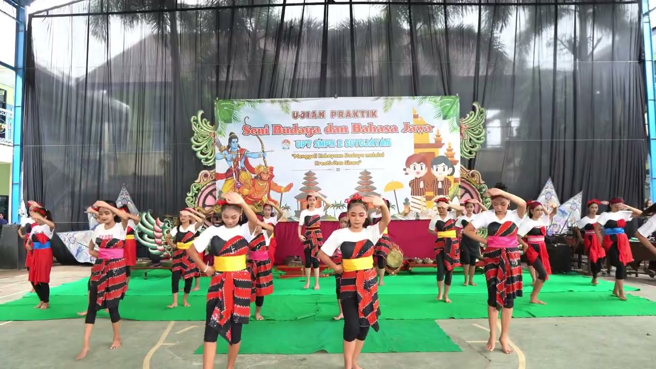iNDONESIA mENARI