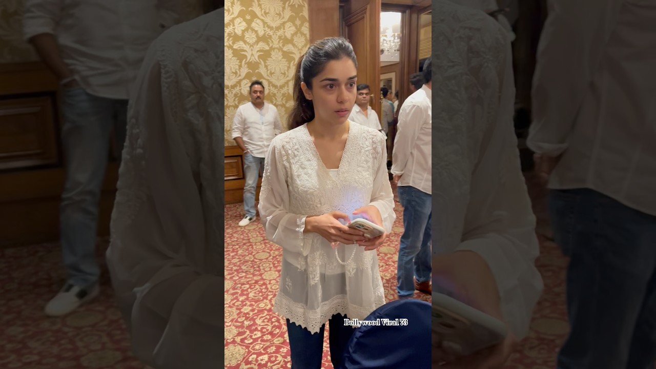 #eishasingh Arrived At #dheerajkumar Prayer Meet 😭🙏 #trendingshorts #ytshorts #shorts