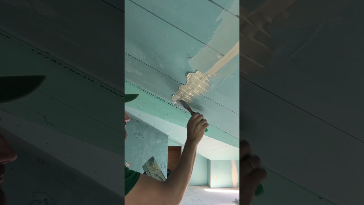 How to Perfectly Plaster Drywall Joints: Step-by-Step Guide #drywall #construction #workers #diy