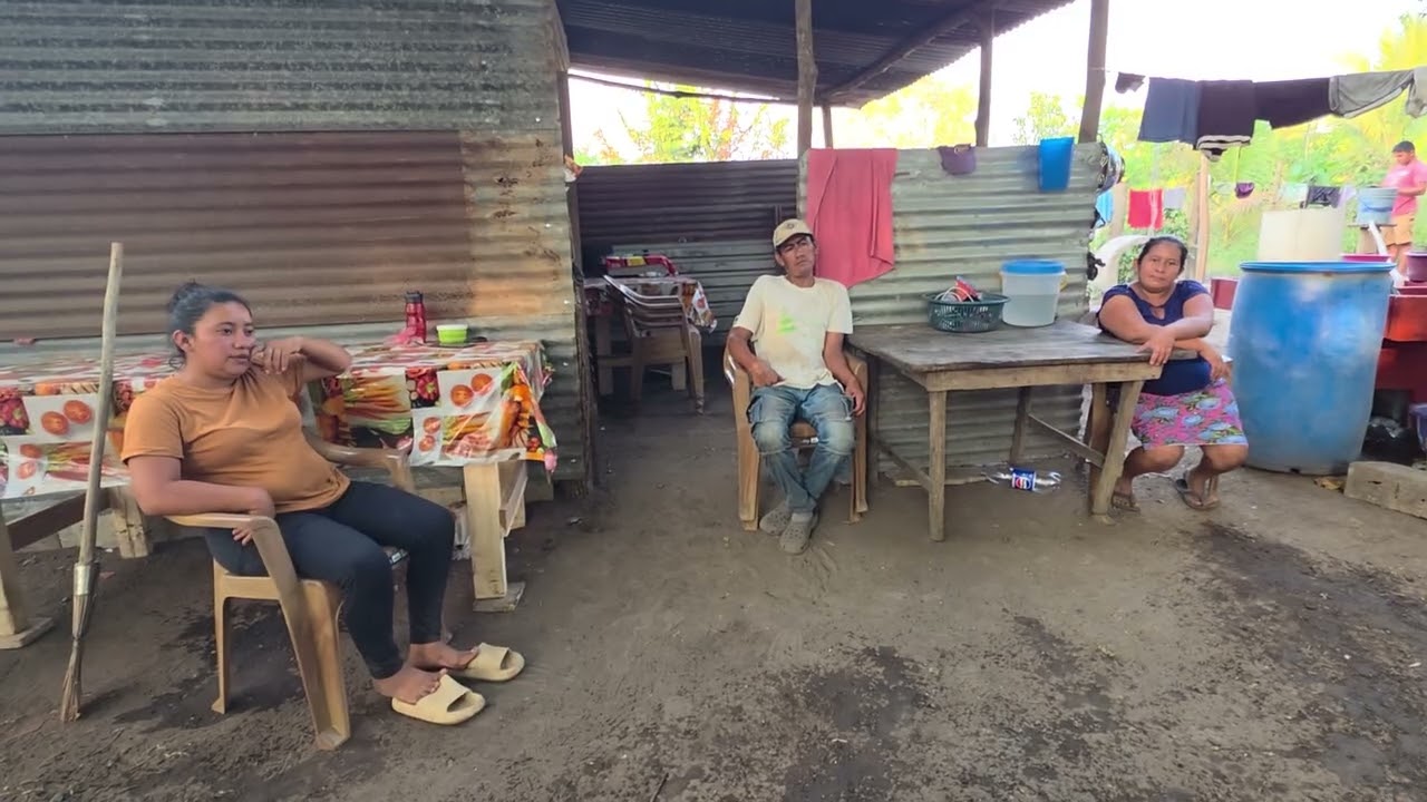Así encontramos a cushin y familia. 