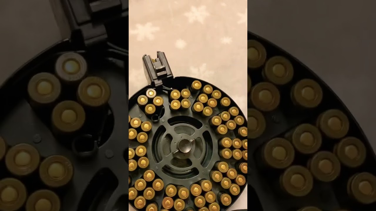 HOW TO LOAD A AK DRUM ( EASY ) #legallydangerous #ak47 #gun #draco #drums #762x39 #shorts #trending