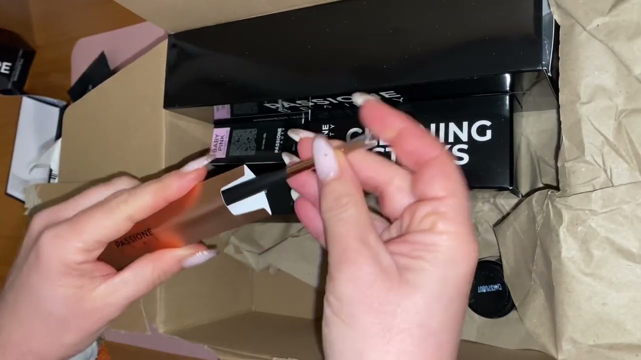 Acquisti @passionebeautyofficial#asmr#beauty#nails#unghie#viralvideo#sale#marika#unboxing