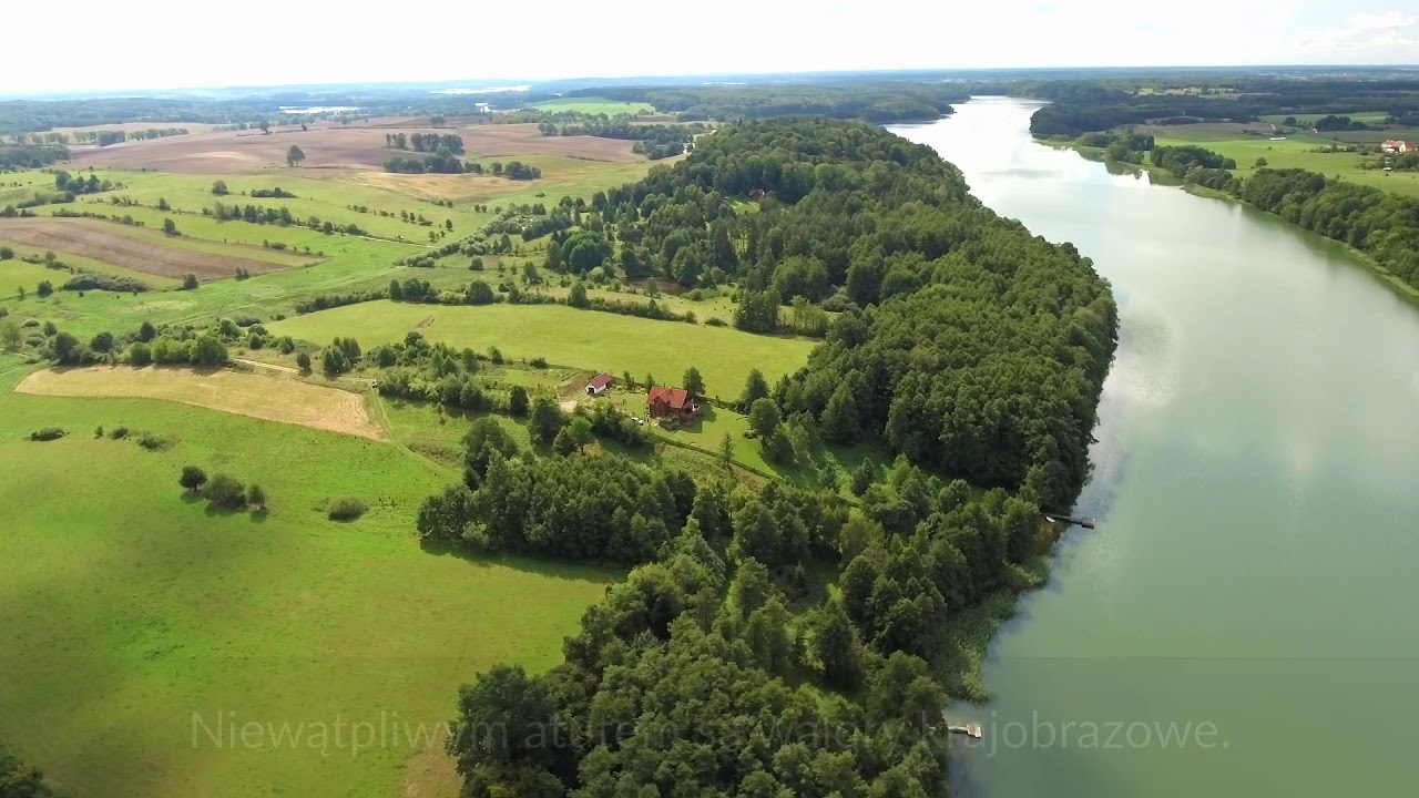Działka z linią brzegową jeziora Narie