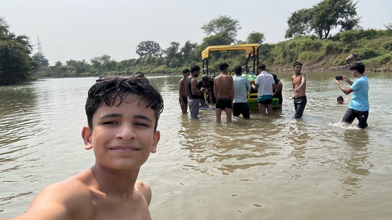 दीवाली के दिन ट्रैक्टर फस गया देखो क्या हुआ 😳