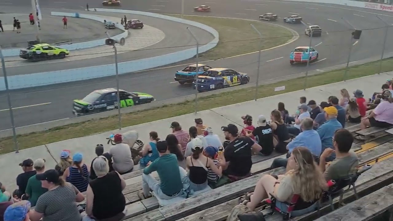 sunset speedway bonestock feature, aug. 16