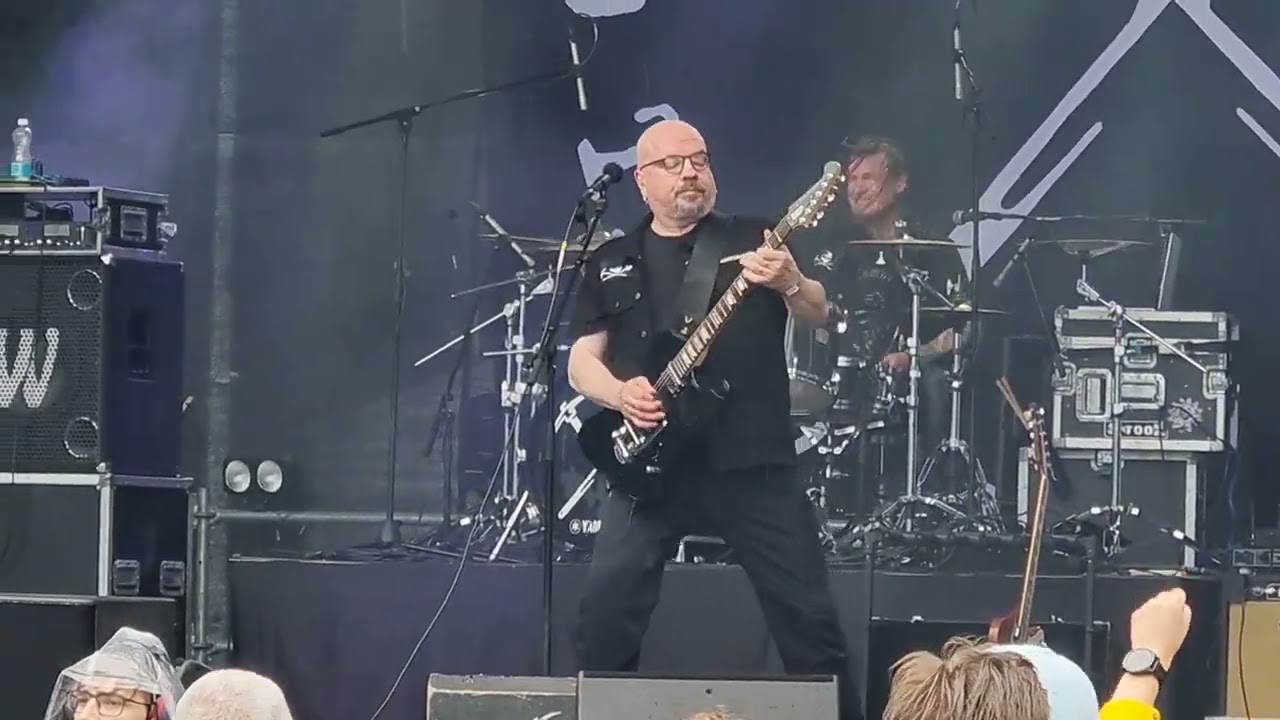 TIMO RAUTIAINEN & TRIO NISKALAUKAUS - Lumessakahlaajat - Tallinn Rock Festival, Estonia 27.6.2025