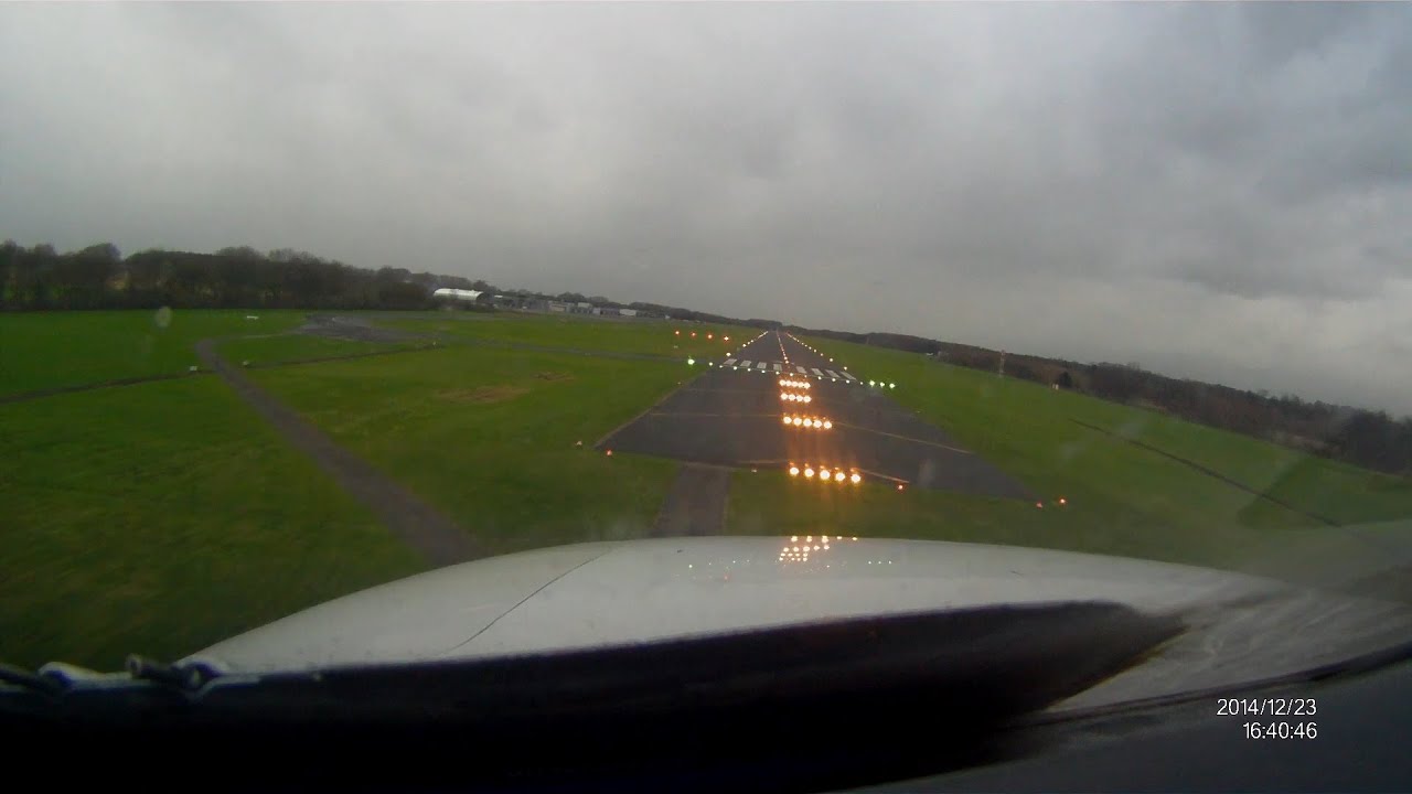 ✈Short Runway Landing - Cessna Citation CJ2 (Cockpit view)