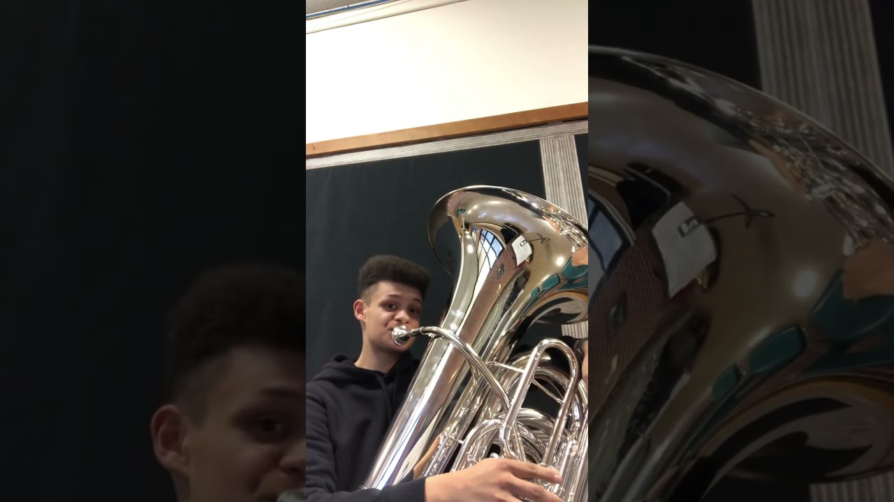 Play testing Eastman EBC 832 CC Tuba for the first time!!