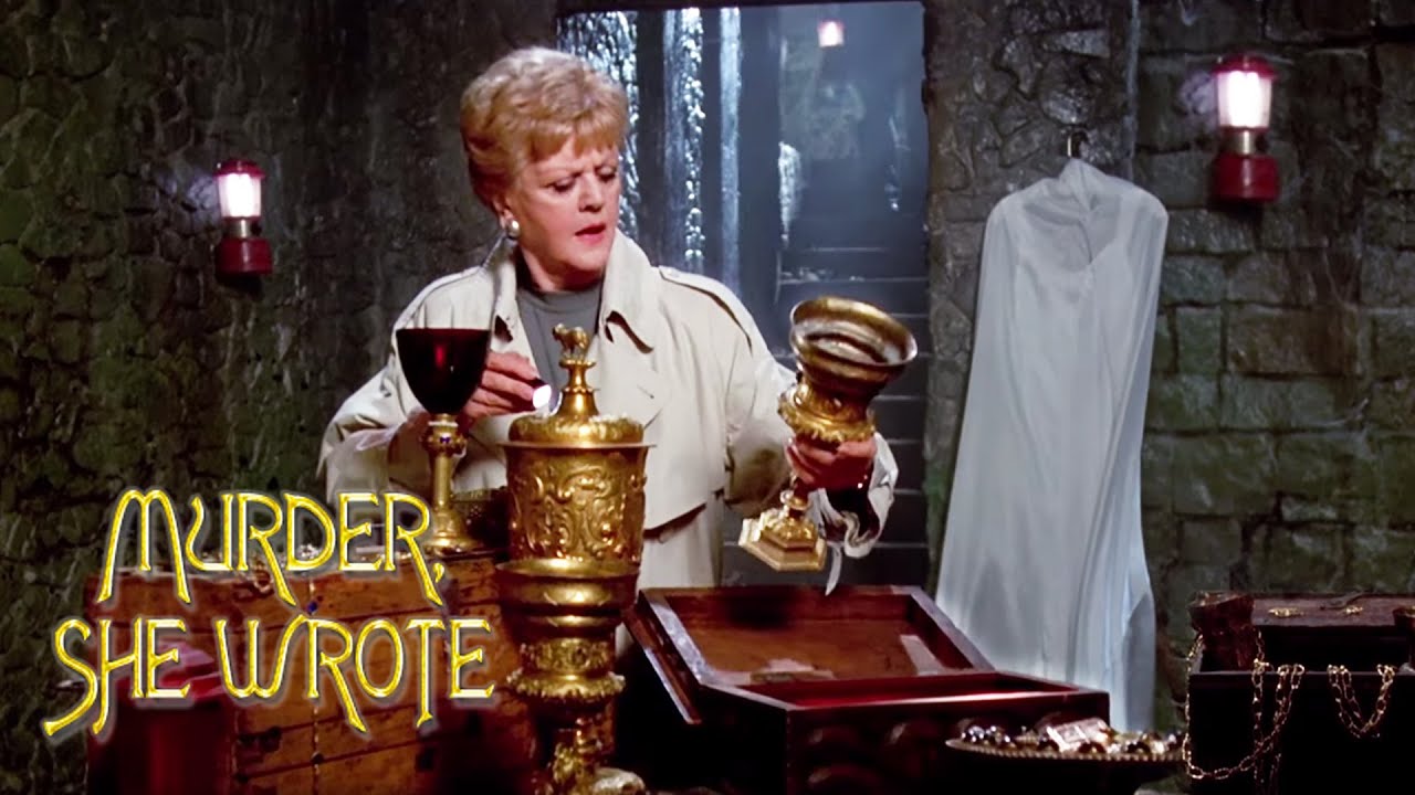 Jessica Uncovers Buried Treasure | Murder, She Wrote