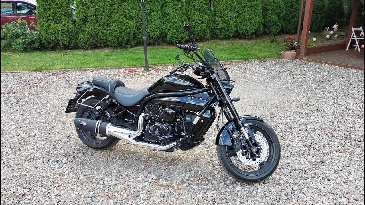 hyosung Aquila GV 650