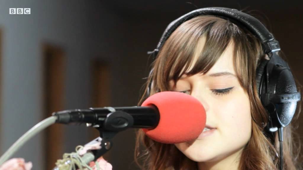 Gabrielle Aplin - Never Fade (BBC Introducing Maida Vale session)