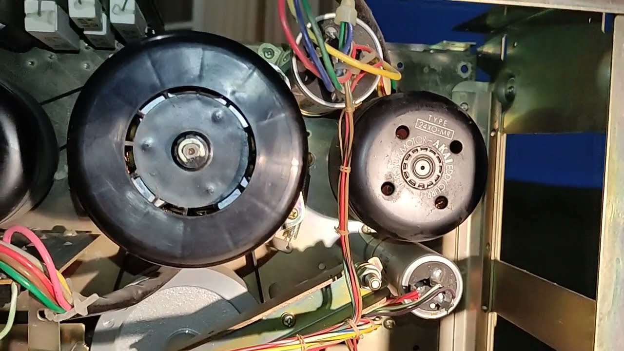 AKAI GX-210D. Capstan motor service and a minor recapping