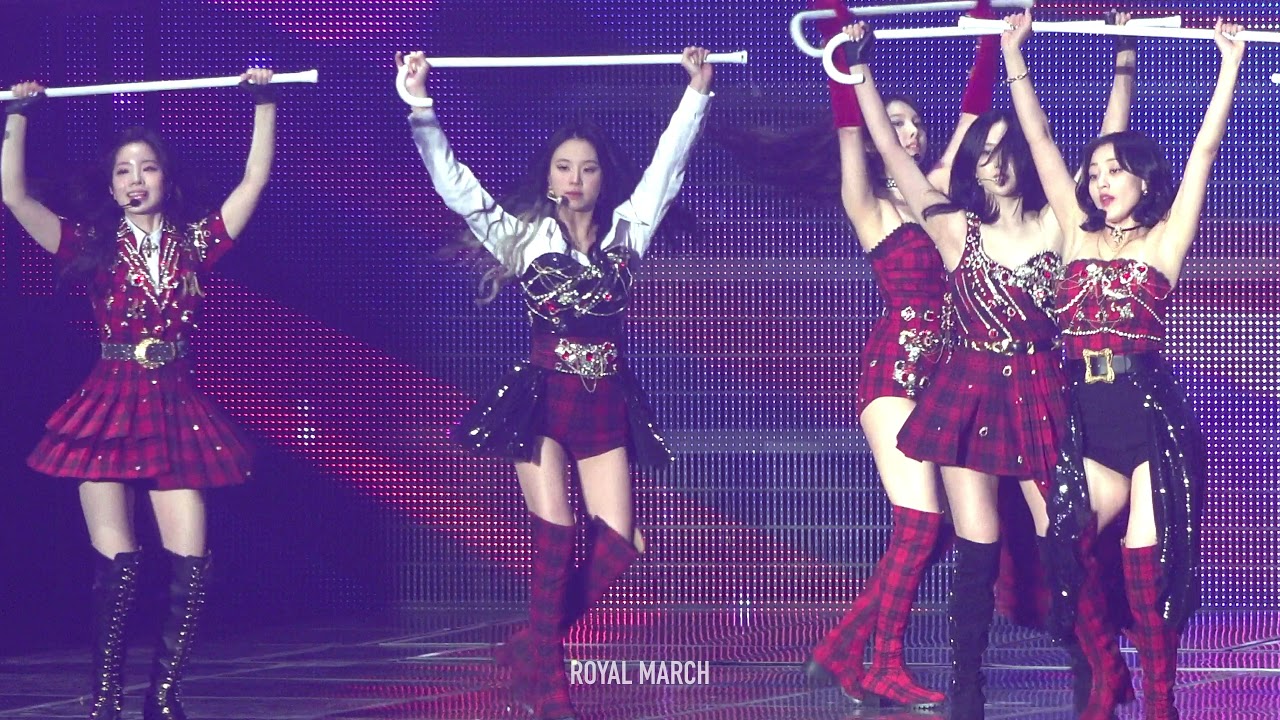 211225 TWICE 4TH WORLD TOUR ‘Ⅲ’ | QUEEN - 채영 Chaeyoung