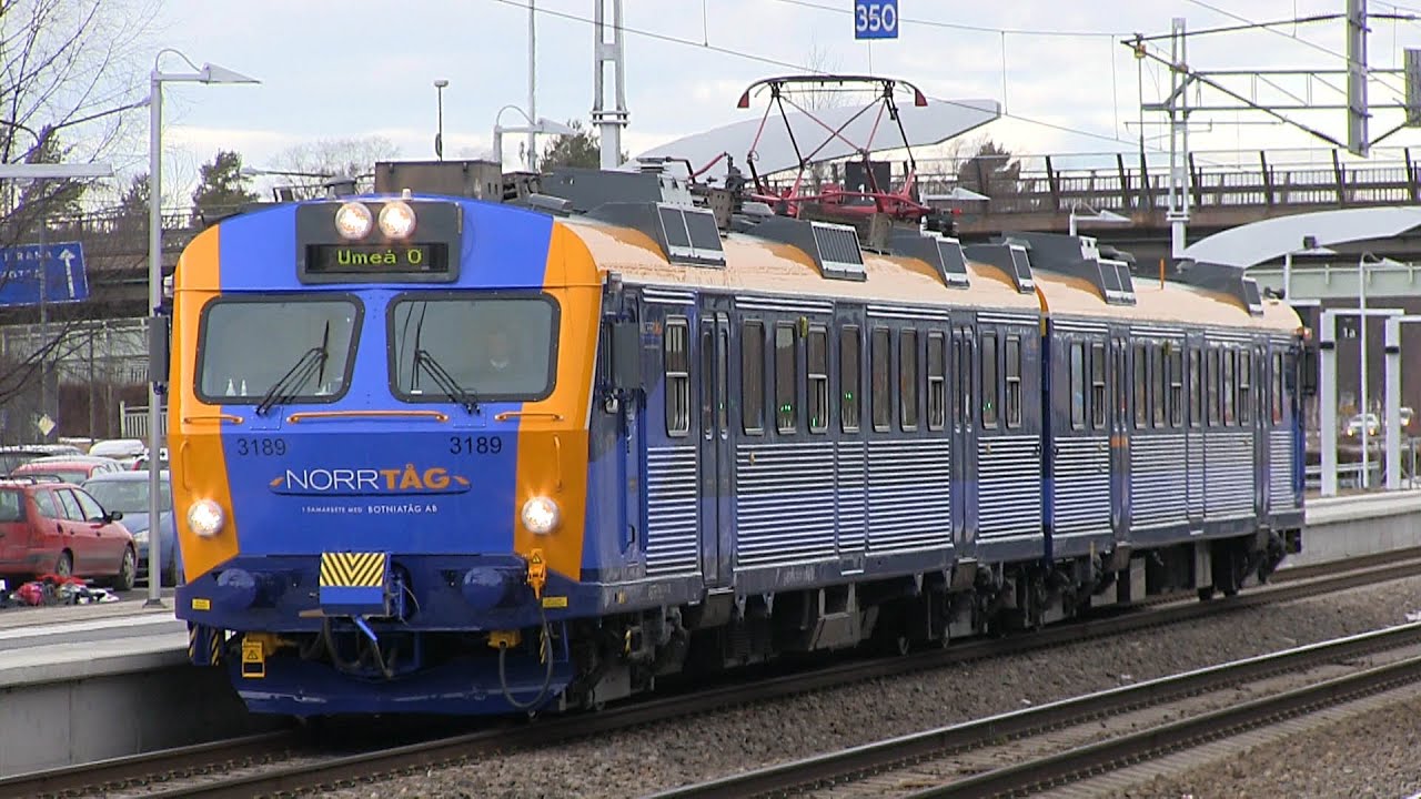 Norrtåg X11 3189 vid Umeå Central.