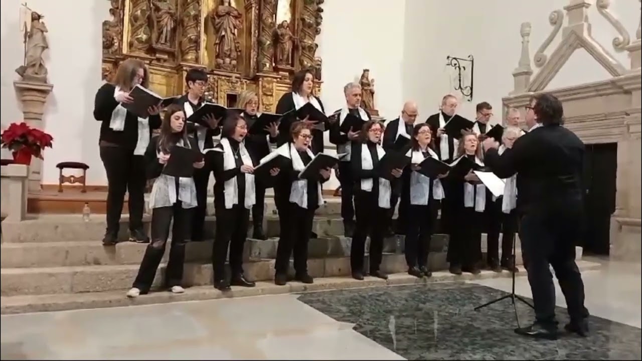 Coral Renacer concierto en Martiago