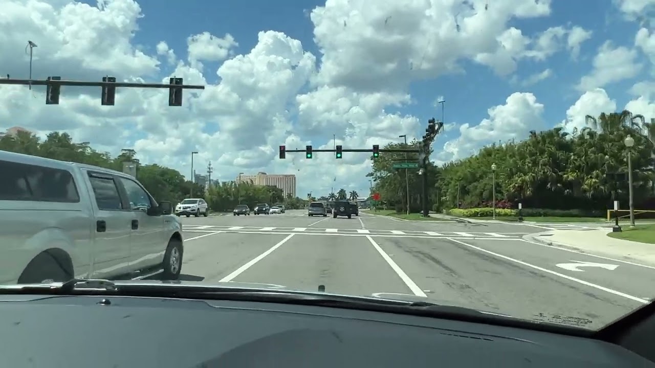 DIRIGINDO PELAS RUAS DE ORLANDO NOS ESTADOS UNIDOS, CURIOSIDADES DO TRANSITO