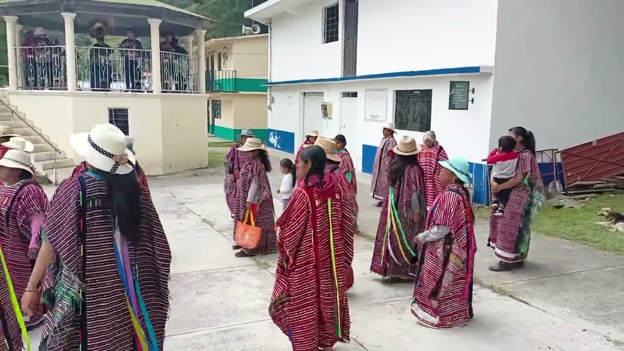 Mayordomía del rosario (San José Xochixtlan)