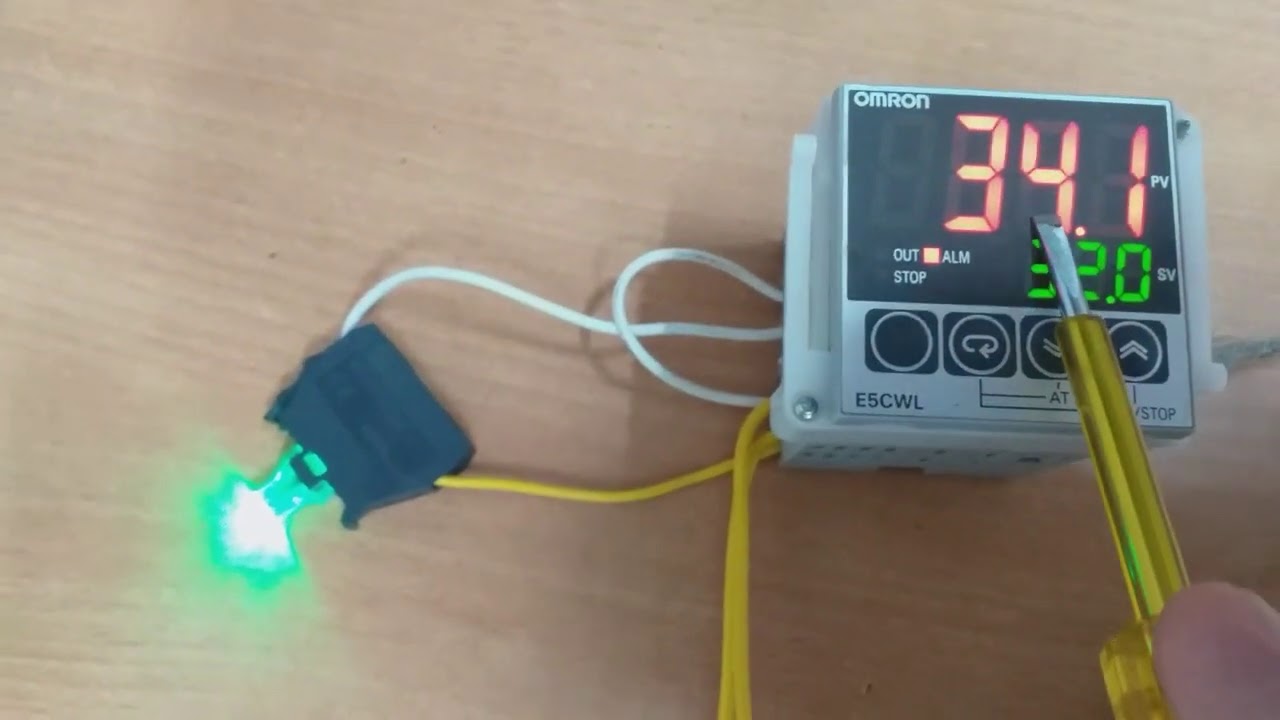 Program & Connection for Alarm Setting in OMRON E5CWL Temperature Controler