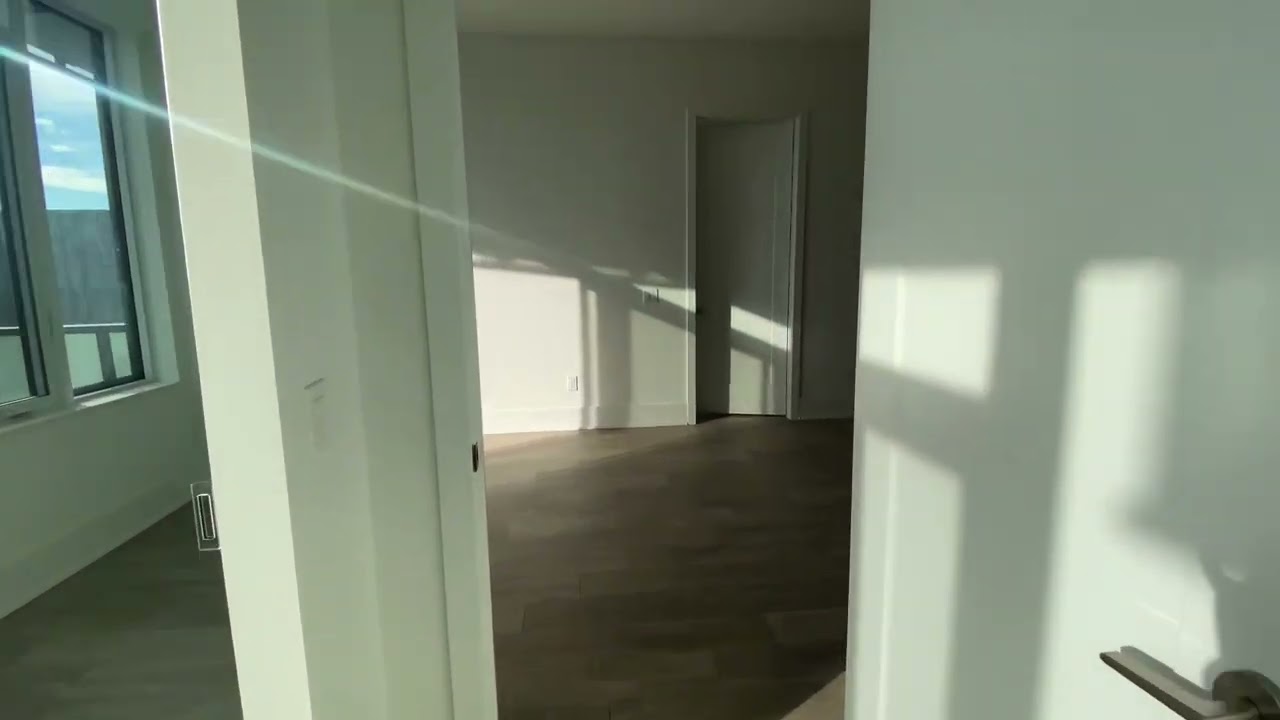 Del Condominium Rentals - The Well Suite ID 6332