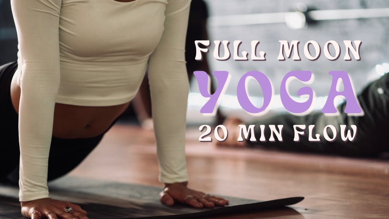 Lunar Yoga Flow: Release the Stress of the Day in 20 Minutes