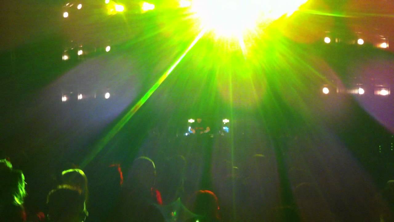 'M83 - Midnight City (Eric Prydz Private Remix)' @ Svenska Mässan