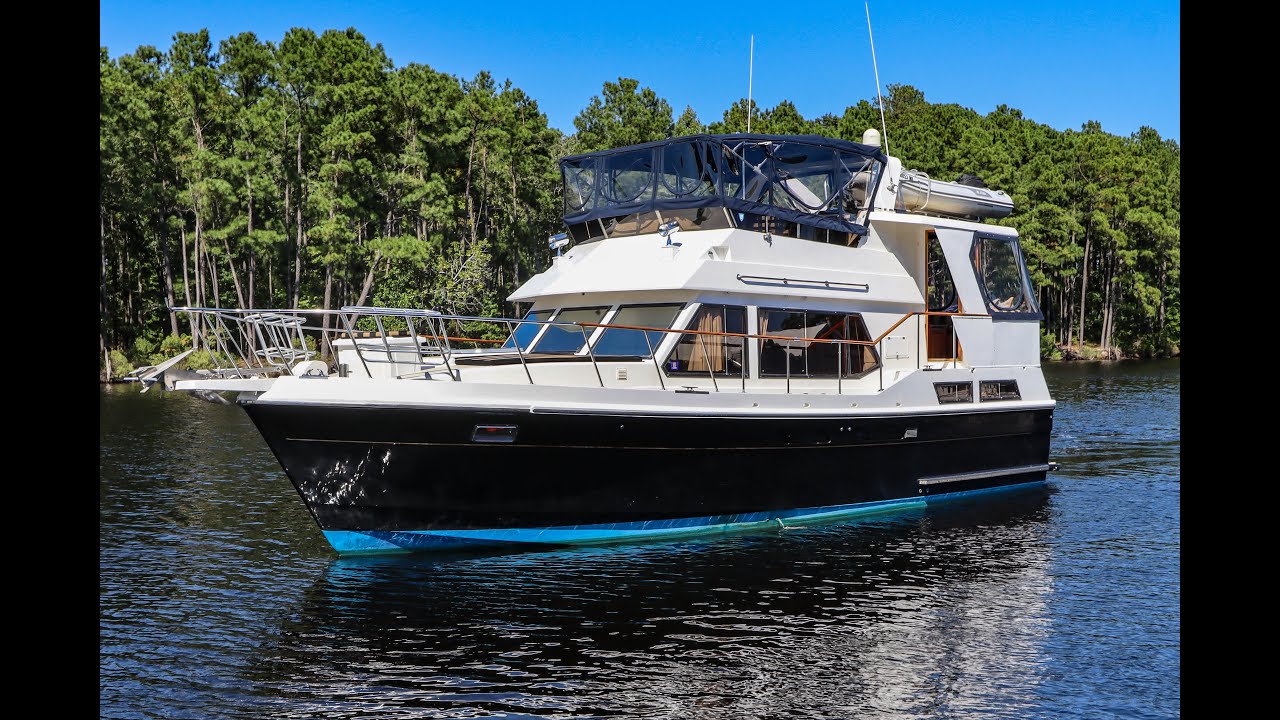 1989 CHB 42 Sundeck GOLLY NED - SOLD! by Parker Griffo