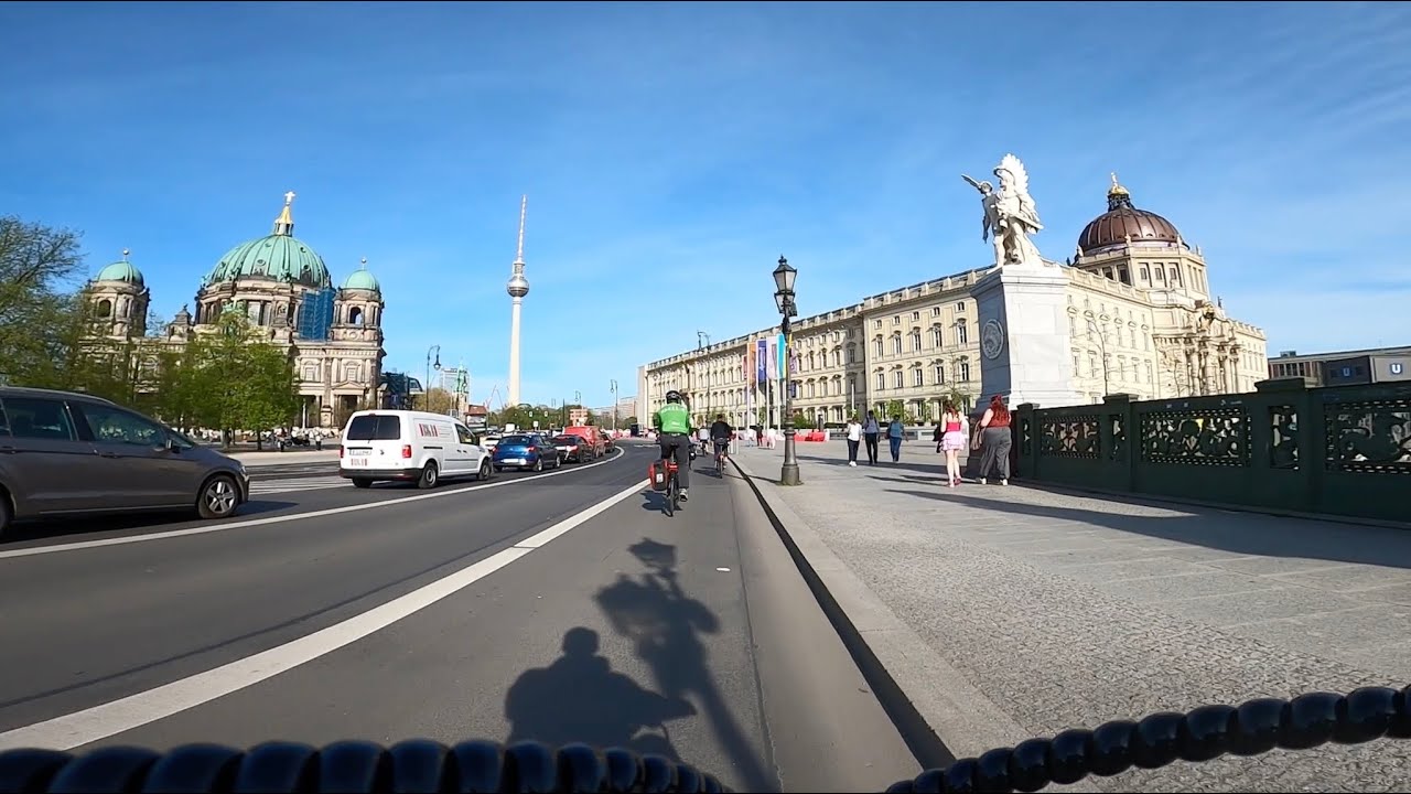 Mit dem Fatbike durch Berlin Mitte | E-Bike Tour bei 25°C im Frühling