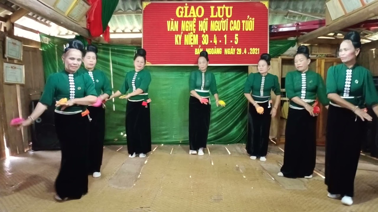 đội múa bản na đông xã chiềng khoi yên châu s L