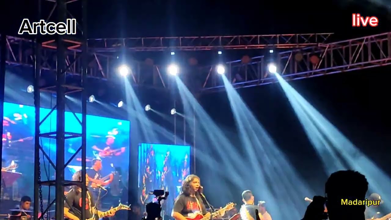 Lingkon performs on a stage || Oniket prantor || Artcell