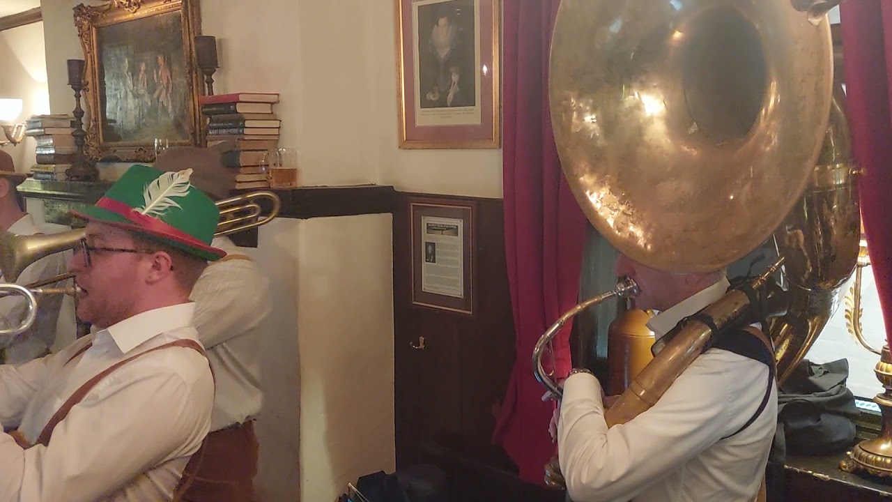 3 Oct 2021, The Oomoah Band, The Mitre, Barnet, Oompah Song