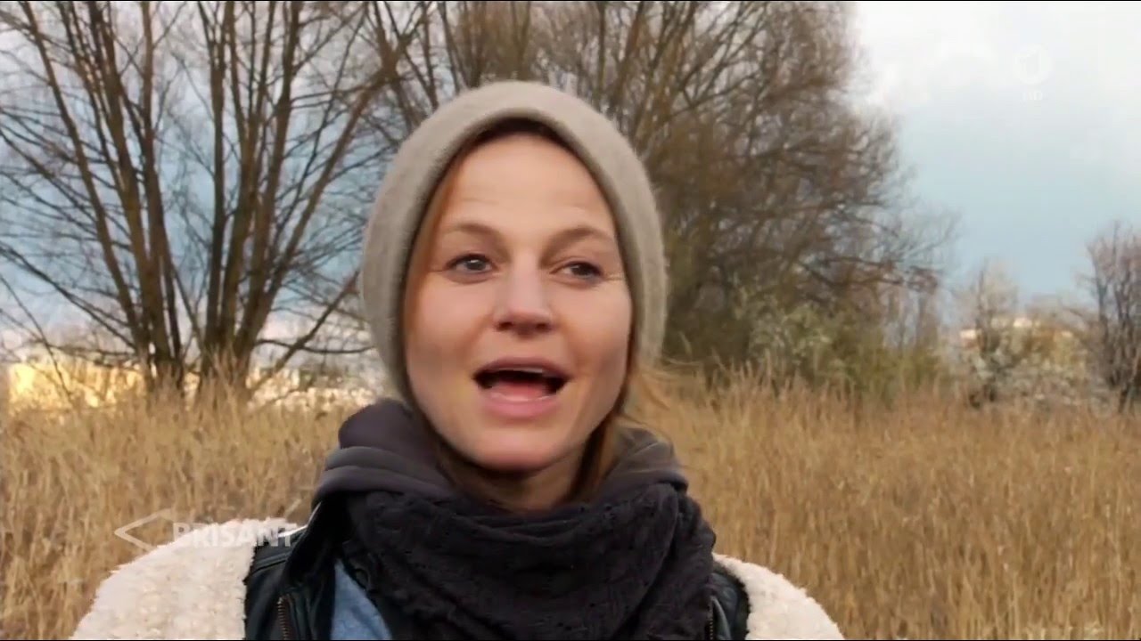 Maria Simon auf dem kleinen Weltacker