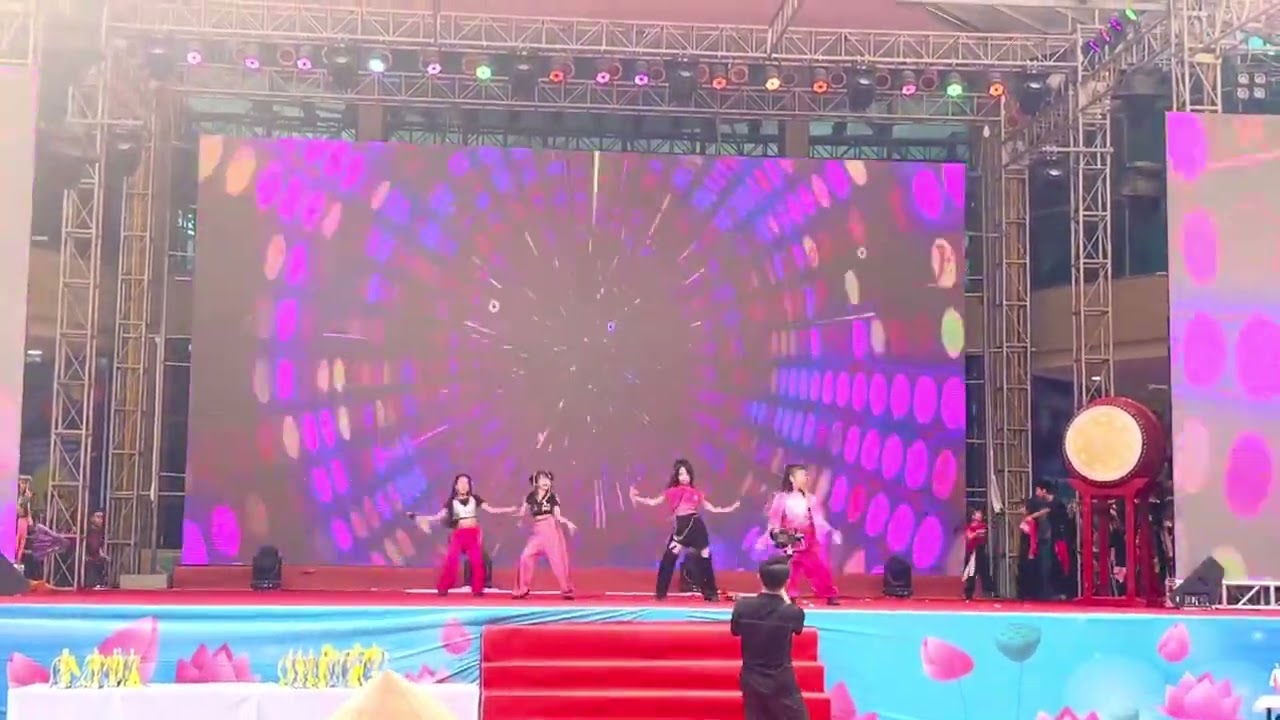 Kiddy Crew Giải Nhất Vũ Đoàn Junior tại Full Moon Dance Festival #kiddycrew #minhx #lecirque