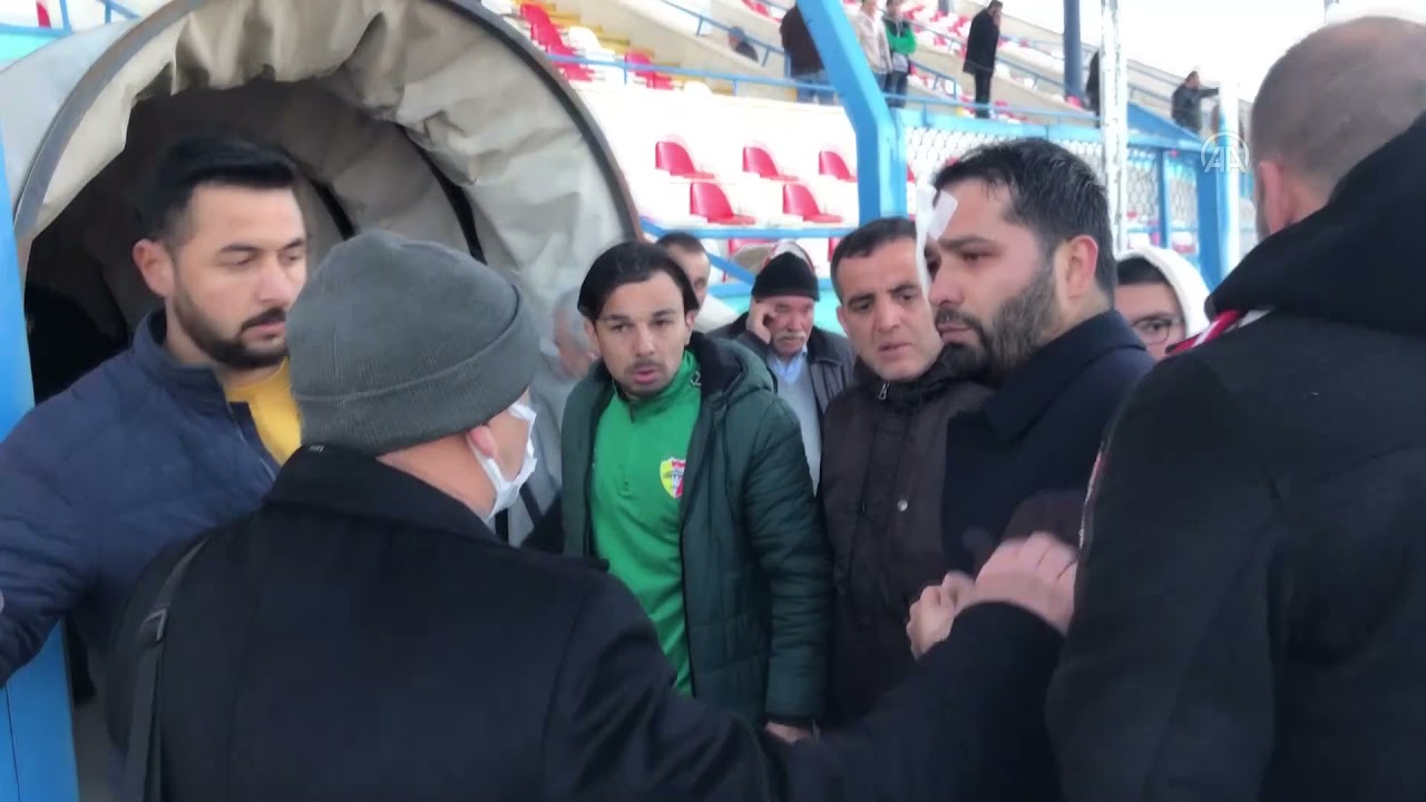 Taşköprüspor ile Çubukspor karşılaşmasında çıkan kavga! Başkan yardımcısı yaralandı...
