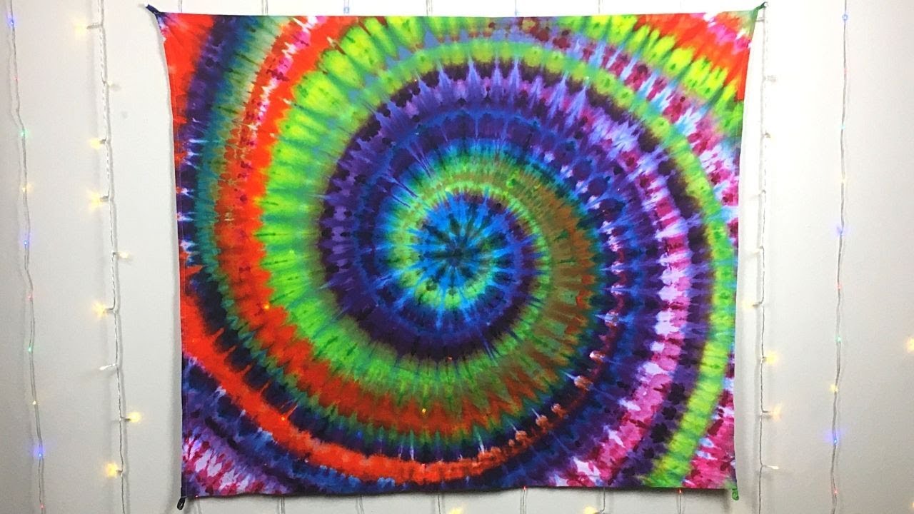 How to Tie Dye a Spiral Tapestry - Unique Dye Placement (Snow Dye!)