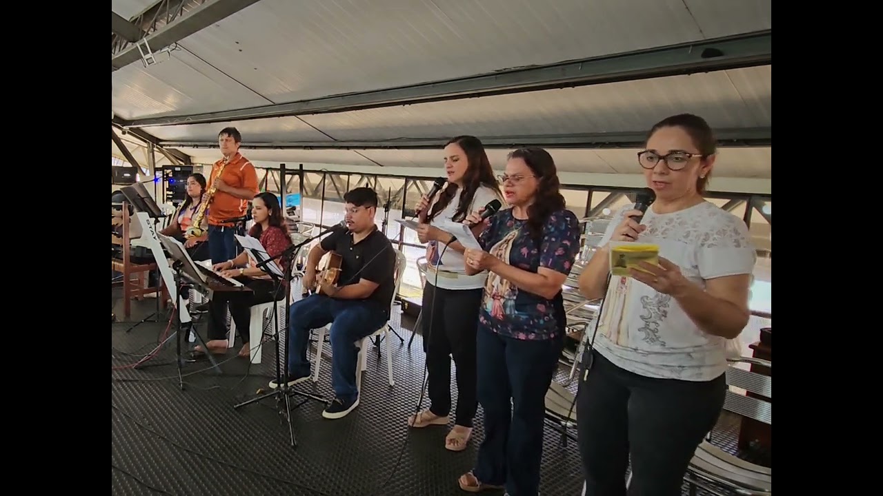 À Fátima vieste (Nossa Senhora celeste aurora)
