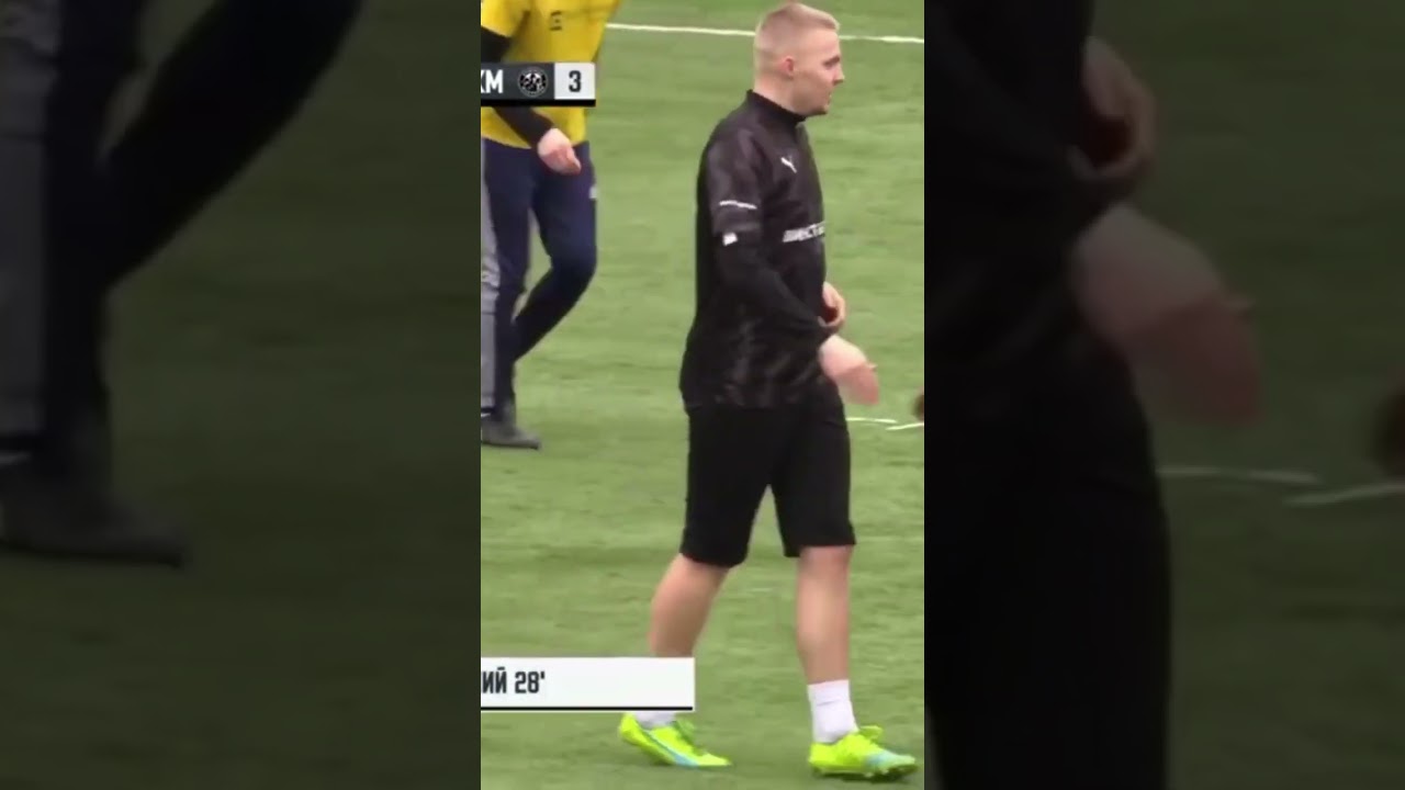 The amateur football league never ceases to delight with beautiful goals😎 #football#goals