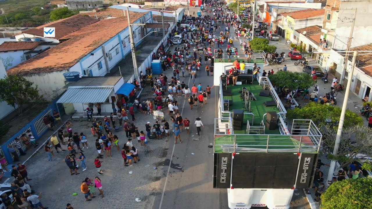 DRONE FILMA A FESTA DE PADROEIRO DE ARARA-PB