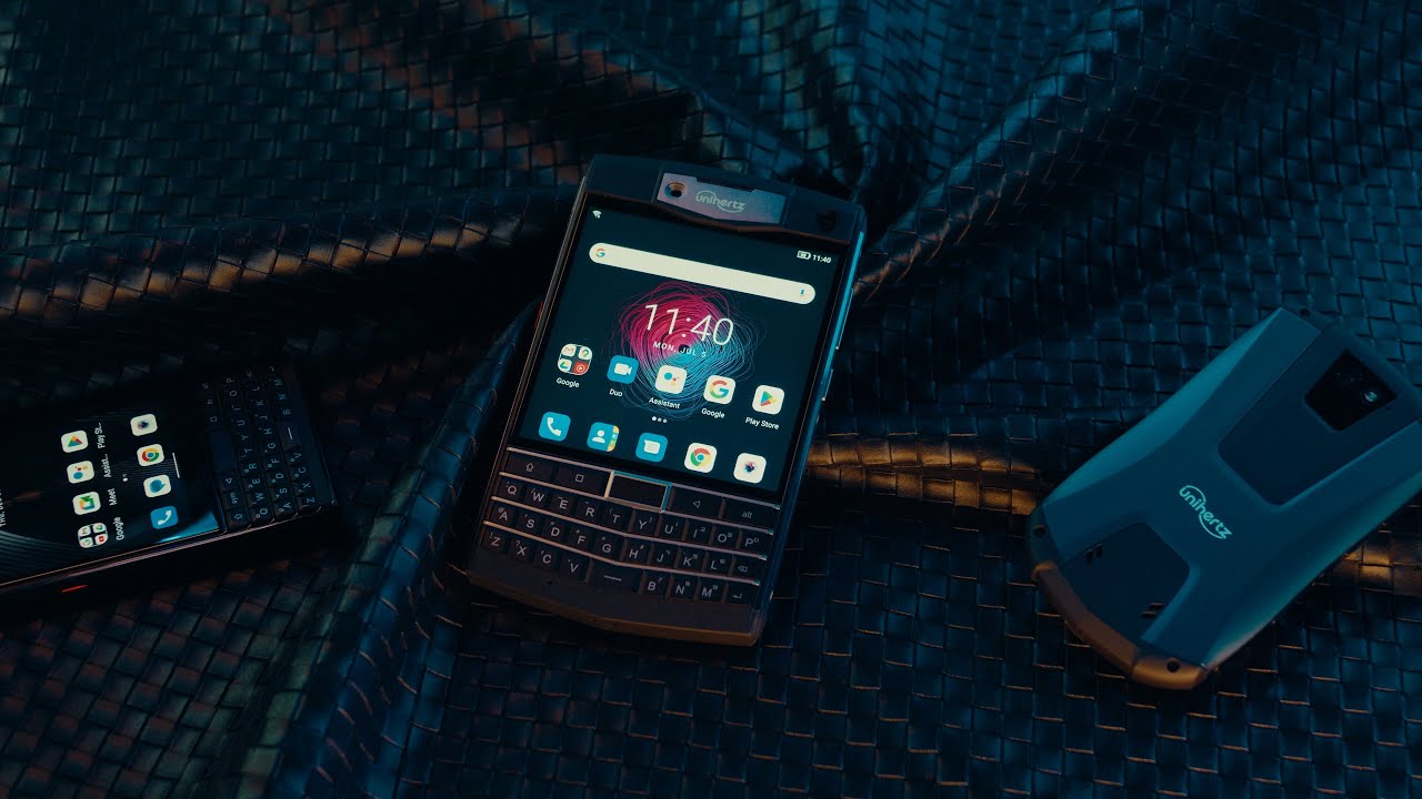 Get Things Done: The Power of the QWERTY Keyboard Phone!