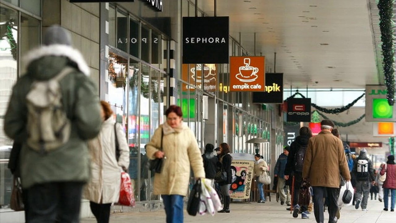 News Update Polish bishops for total ban on Sunday shopping 23/08/17