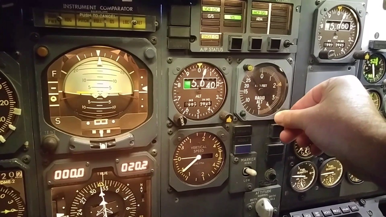 737-300 Autoland demo
