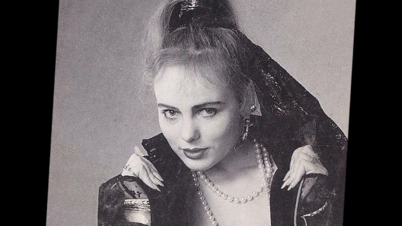 MISSLEAD ~ Moth To The Flame 1990 (aorheart) unknown song, vocals TOVE