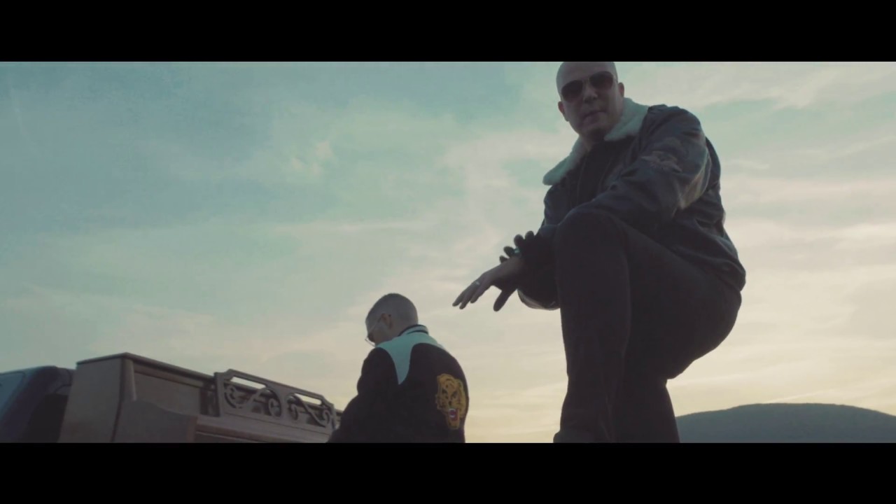 SCYLLA & Sofiane Pamart - Le monde est à mes pieds [Clip Officiel]