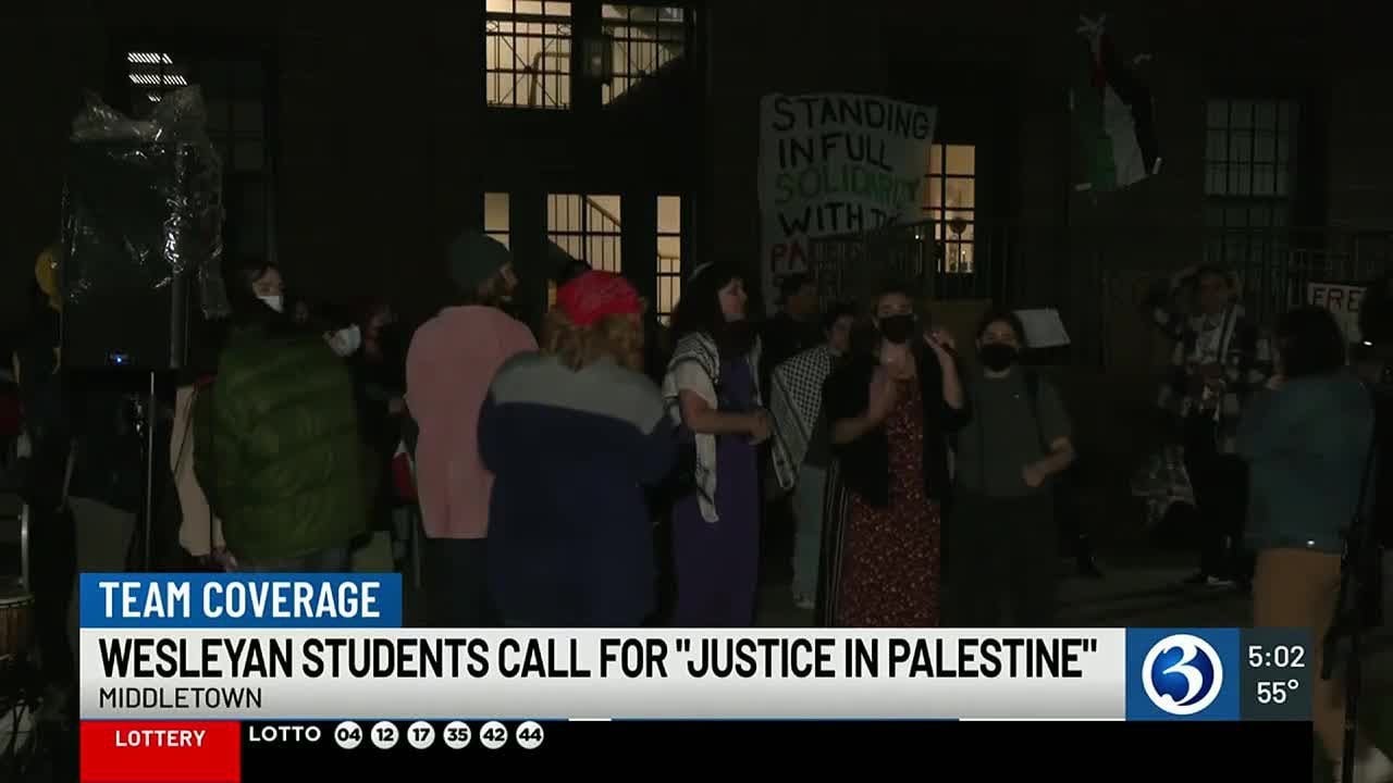 College students protest war in Gaza