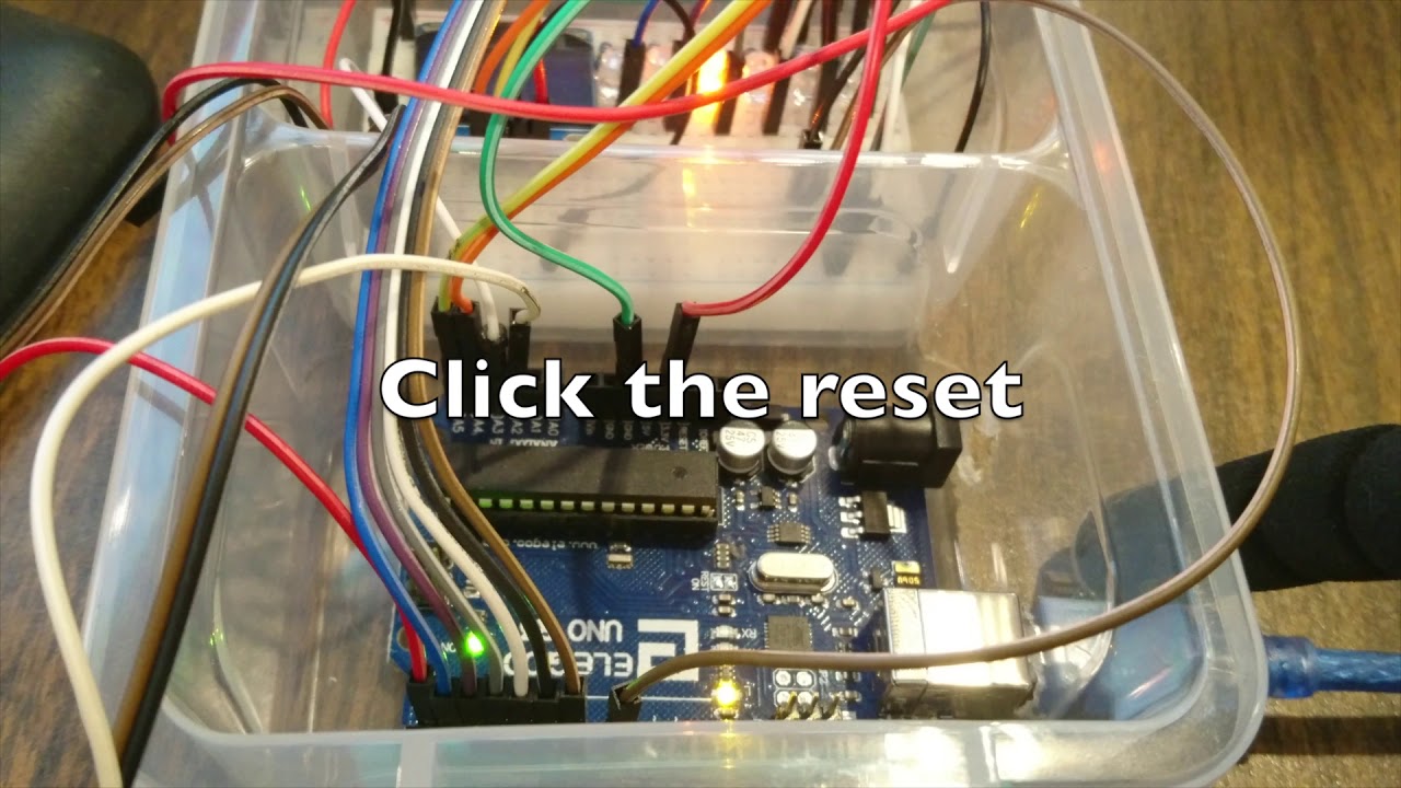 RESOLVED: avrdude: stk500_getsync() 'not in sync' issue